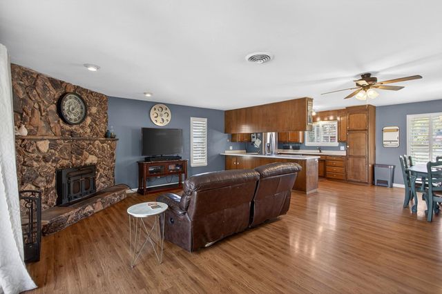 1475 Geary Cir, Yuba City, CA 95993