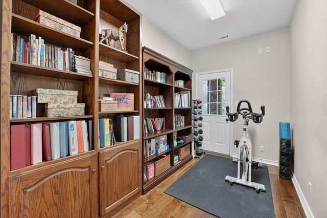 104 Lakewood TRL, Leander, TX 78641