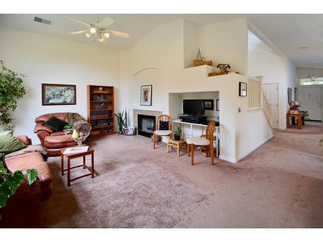 821 Tumbleweed Drive, Salinas, CA 93905