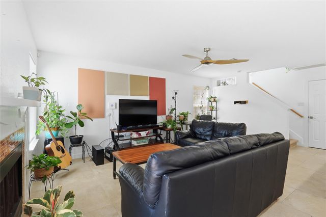 151 Anise Tree Place, The Woodlands, TX 77382