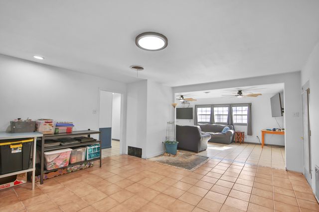 2801 52nd Street, Lubbock, TX 79413