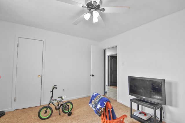 2801 52nd Street, Lubbock, TX 79413