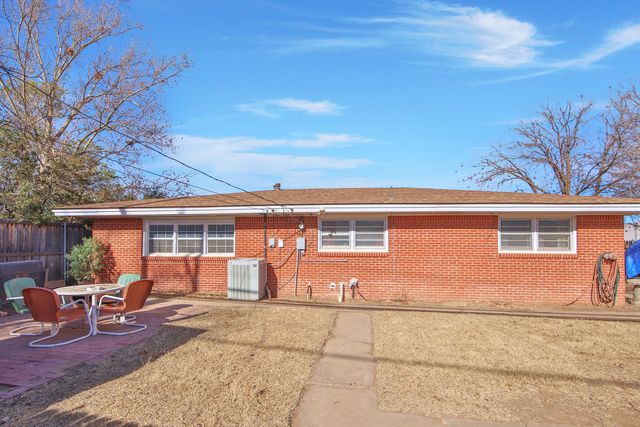 2801 52nd Street, Lubbock, TX 79413