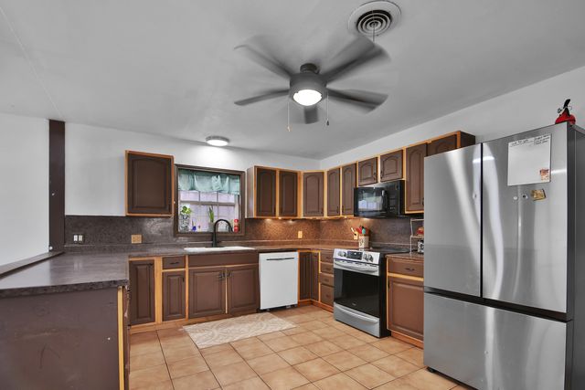 2801 52nd Street, Lubbock, TX 79413