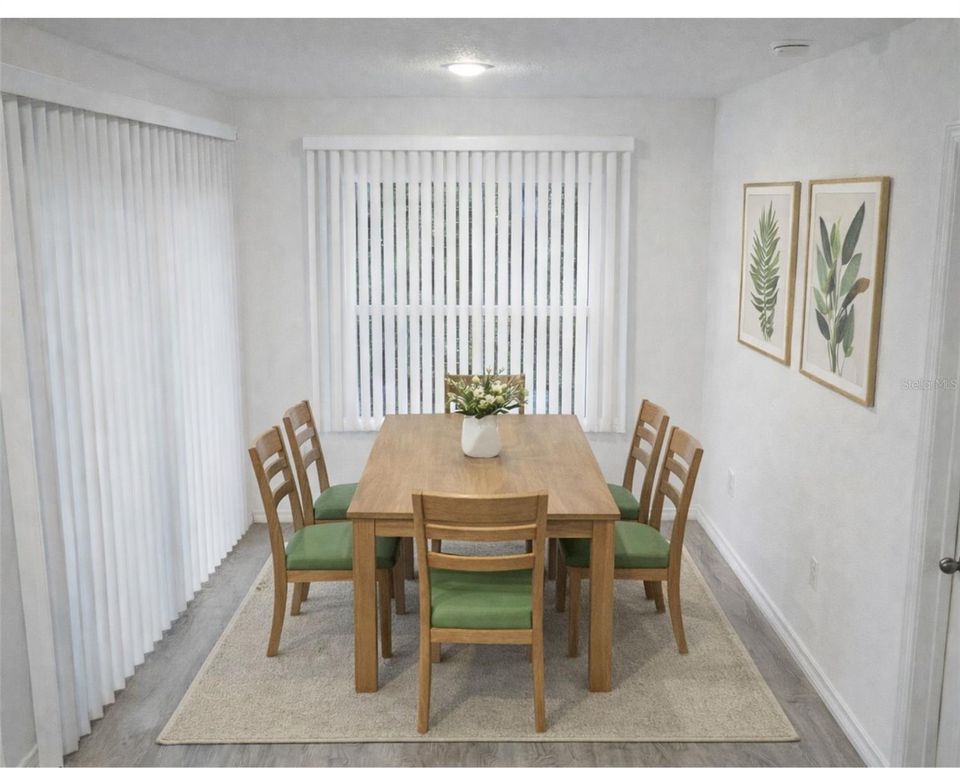 Image 9 of property listing at 1003 AVENUE A, Haines City, FL 33844