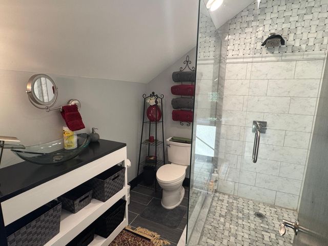 3720 Denmark Court E, Eagan, MN 55123