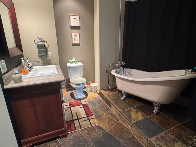 3720 Denmark Court E, Eagan, MN 55123