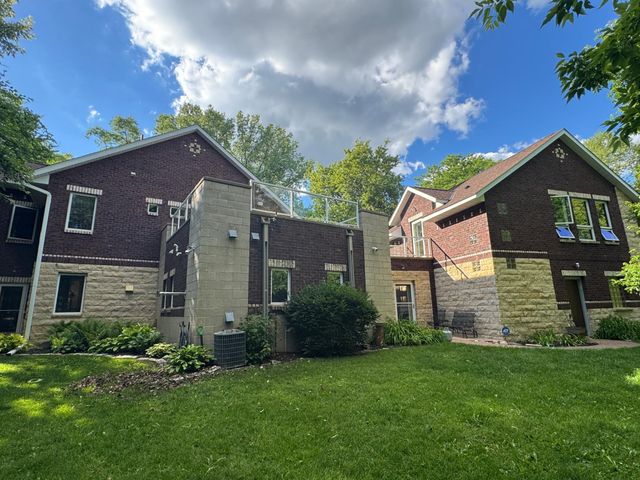 3720 Denmark Court E, Eagan, MN 55123
