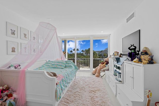 2784 S Ocean Boulevard 201 E, Palm Beach, FL 33480