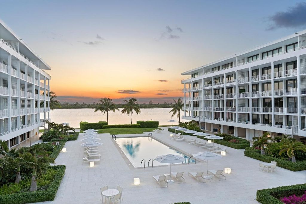 2784 S Ocean Boulevard 201 E, Palm Beach, FL 33480