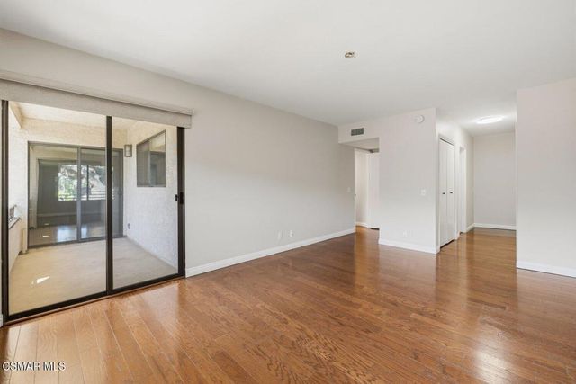 4700 Natick Avenue 310, Sherman Oaks, CA 91403