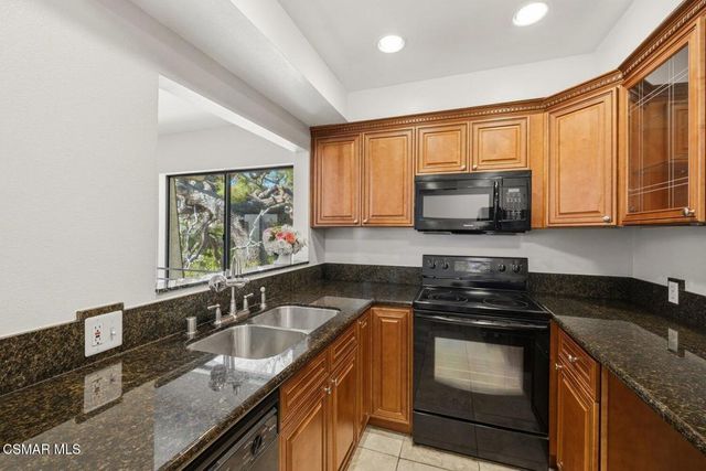 4700 Natick Avenue 310, Sherman Oaks, CA 91403