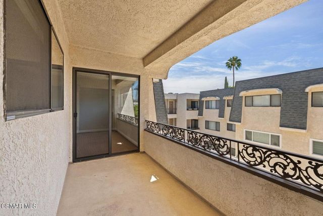 4700 Natick Avenue 310, Sherman Oaks, CA 91403