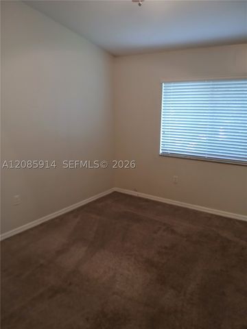 105 Hidden Ct Rd A-3, Hollywood, FL 33023
