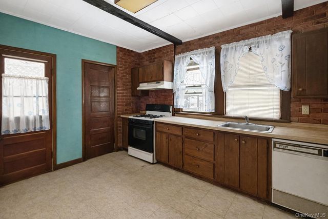 63 Poplar Street, Newburgh, NY 12550