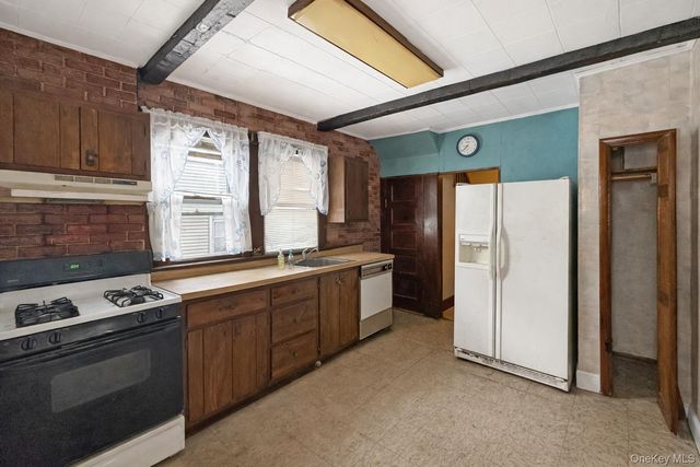 63 Poplar Street, Newburgh, NY 12550