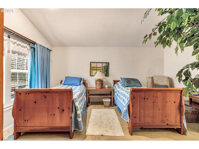 765 CLARA Ct, Lake Oswego, OR 97034