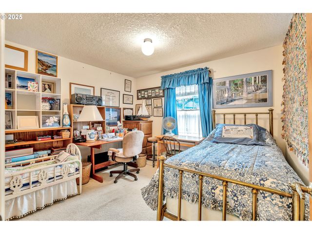 765 CLARA Ct, Lake Oswego, OR 97034