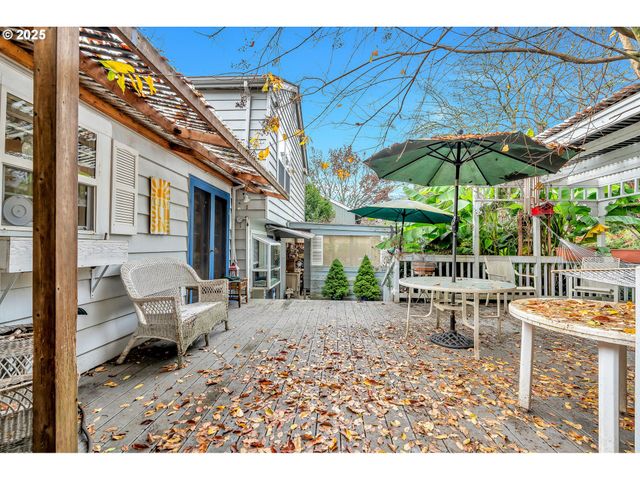 765 CLARA Ct, Lake Oswego, OR 97034