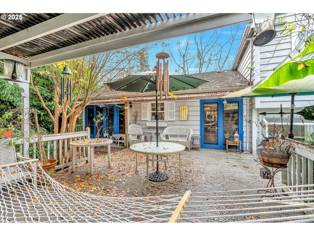 765 CLARA Ct, Lake Oswego, OR 97034