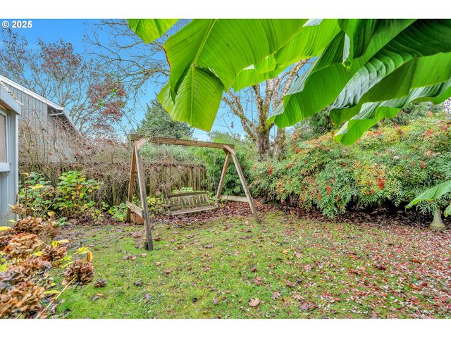 765 CLARA Ct, Lake Oswego, OR 97034