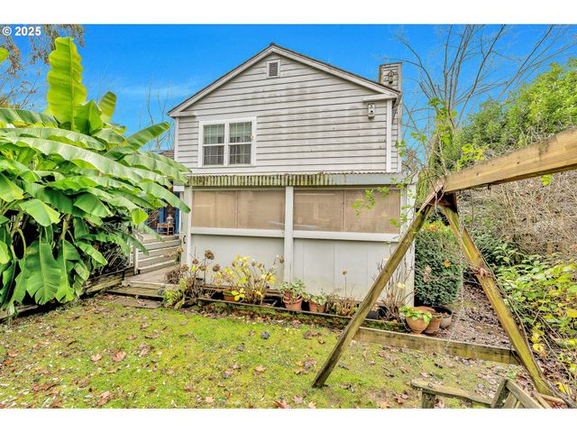 765 CLARA Ct, Lake Oswego, OR 97034