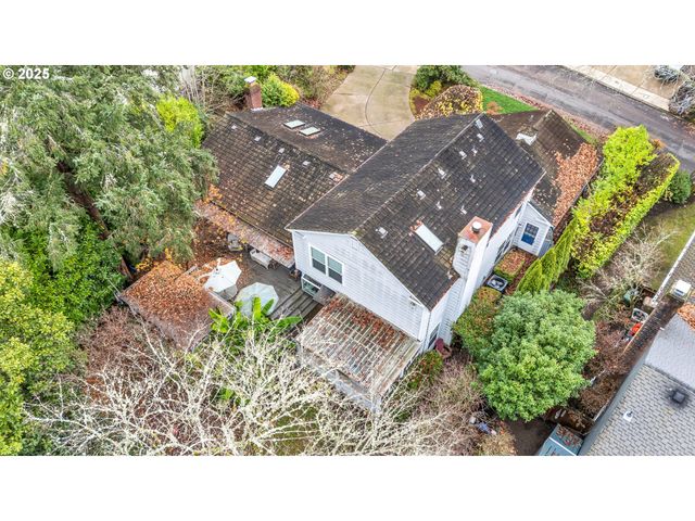 765 CLARA Ct, Lake Oswego, OR 97034