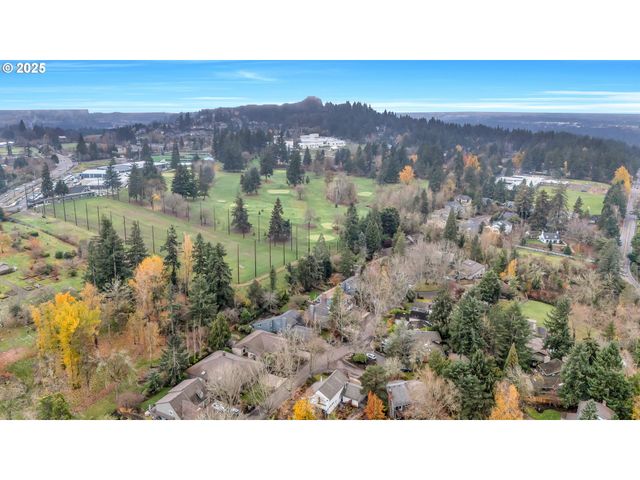 765 CLARA Ct, Lake Oswego, OR 97034