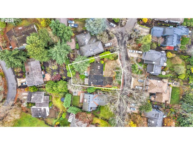 765 CLARA Ct, Lake Oswego, OR 97034