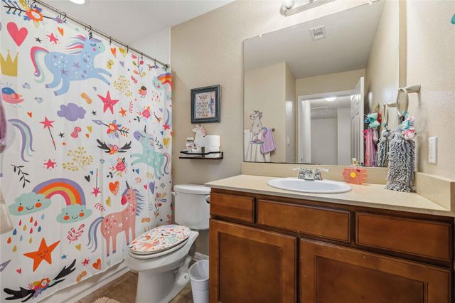 105 Liberty Place CV, Liberty Hill, TX 78642