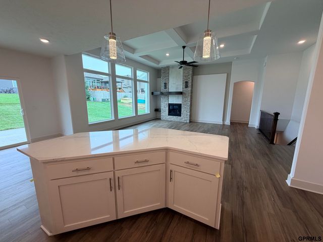 19819 Cinnamon Street, Omaha, NE 68135