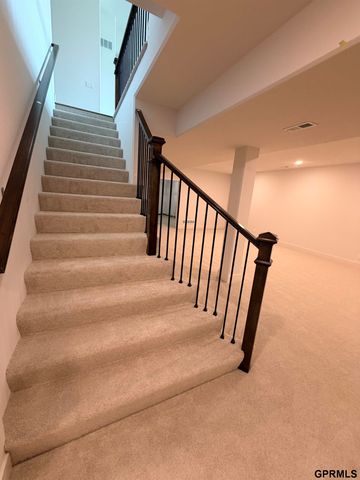 19819 Cinnamon Street, Omaha, NE 68135