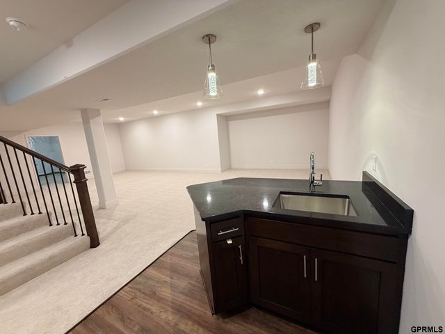 19819 Cinnamon Street, Omaha, NE 68135