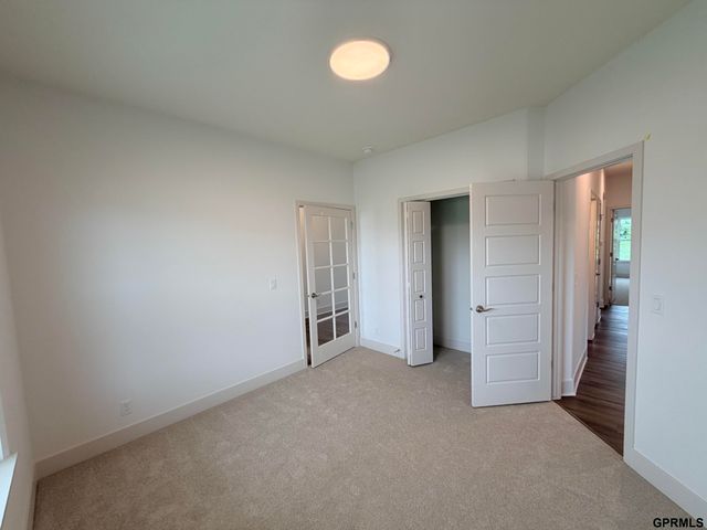 19819 Cinnamon Street, Omaha, NE 68135