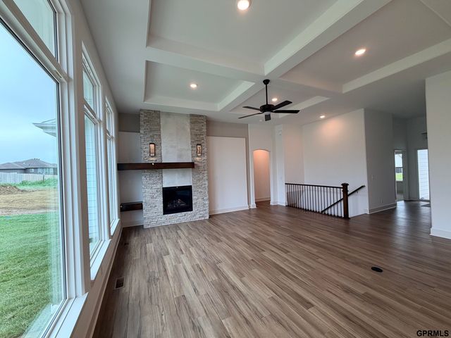 19819 Cinnamon Street, Omaha, NE 68135