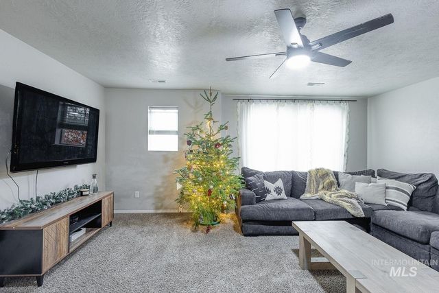 2260 Pilgrim Way, Middleton, ID 83644