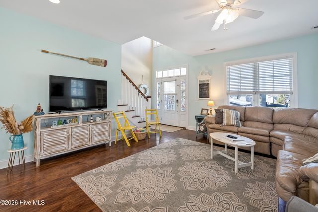 1679 Hemingway Drive SW, Ocean Isle Beach, NC 28469