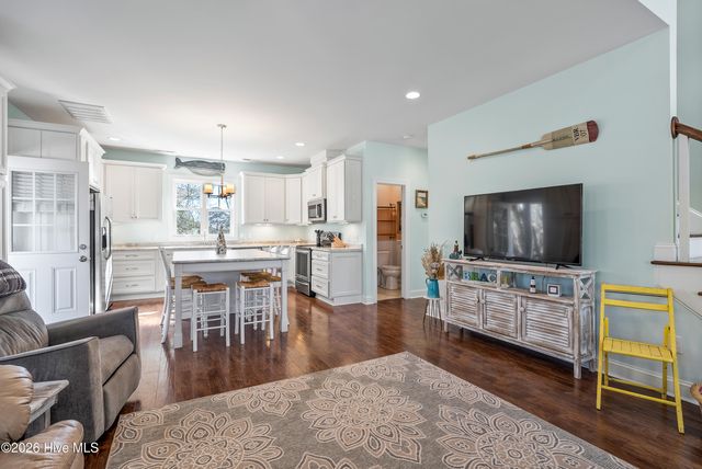 1679 Hemingway Drive SW, Ocean Isle Beach, NC 28469