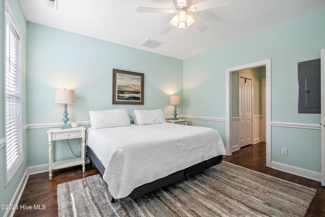 1679 Hemingway Drive SW, Ocean Isle Beach, NC 28469