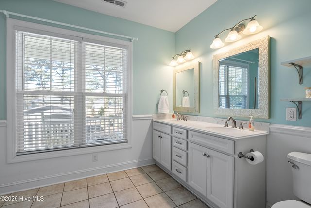 1679 Hemingway Drive SW, Ocean Isle Beach, NC 28469