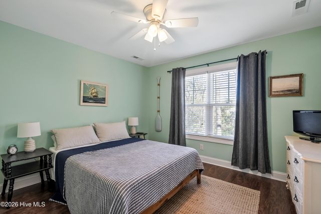 1679 Hemingway Drive SW, Ocean Isle Beach, NC 28469