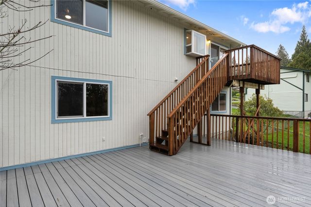 5824 Olive Avenue NE, Bremerton, WA 98311