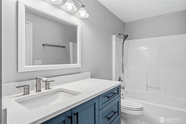 5824 Olive Avenue NE, Bremerton, WA 98311