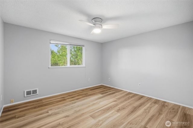 5824 Olive Avenue NE, Bremerton, WA 98311