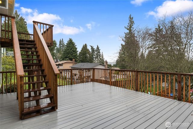 5824 Olive Avenue NE, Bremerton, WA 98311