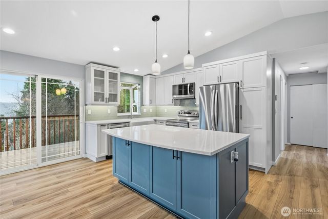 5824 Olive Avenue NE, Bremerton, WA 98311