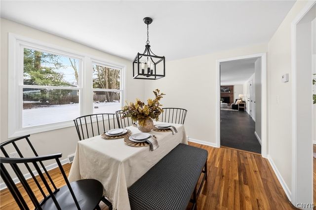 212 Riverdale Road, Clay, NY 13090