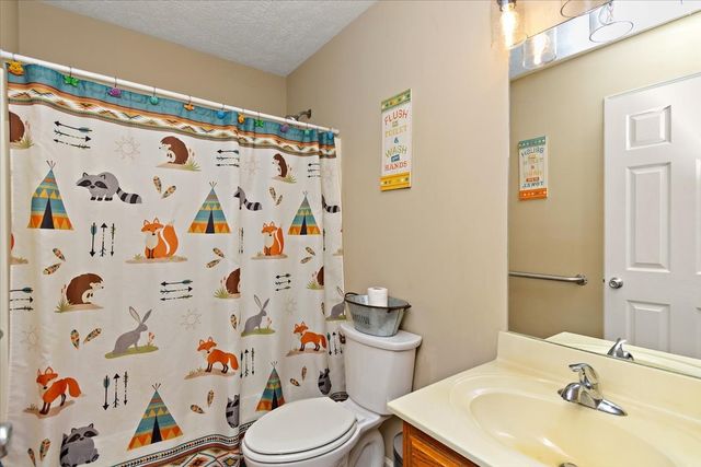 109 Anderson Creek Rd, Bell Buckle, TN 37020