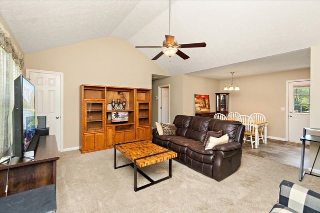 109 Anderson Creek Rd, Bell Buckle, TN 37020