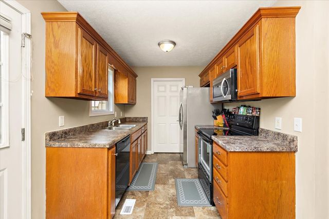 109 Anderson Creek Rd, Bell Buckle, TN 37020